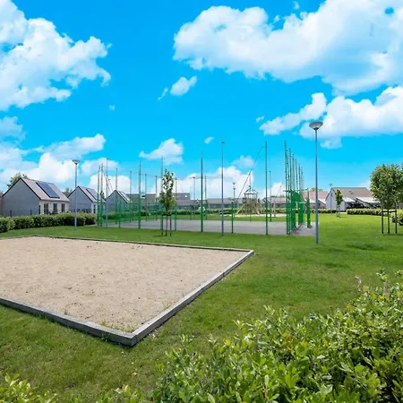 In With Garden, Cleaning Included Koksijde