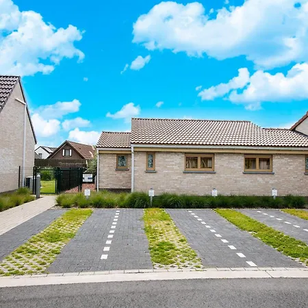 In With Garden, Cleaning Included Koksijde